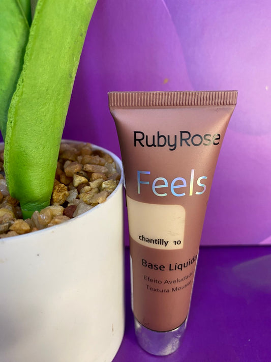 BASE RUBY ROSE