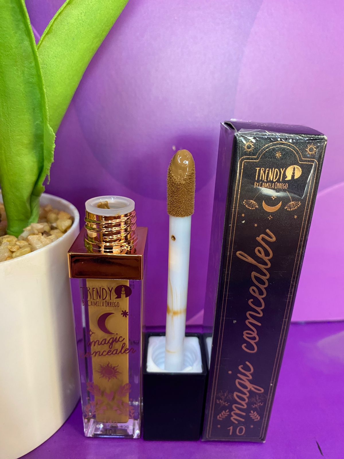 CORRECTOR TRENDY